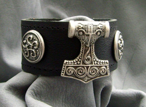 Armband " Snores Tohr " Thor Hammer
