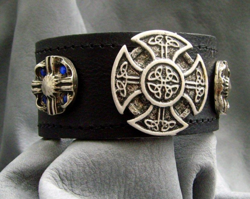 Armband " Kreuz der Pikten " verschiedene Farben und Größen