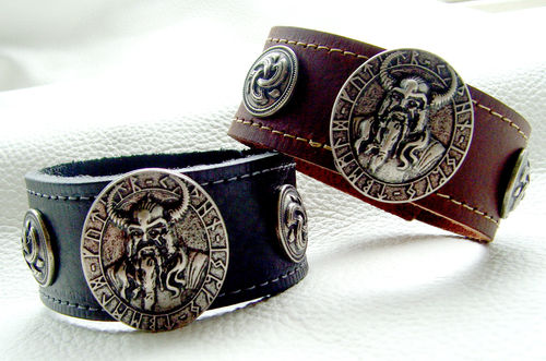 Armband Odin Amulette No.55 verschiedene Lederfarben