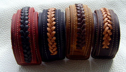 Leder-Armband geflochten in verschiedenen Farben